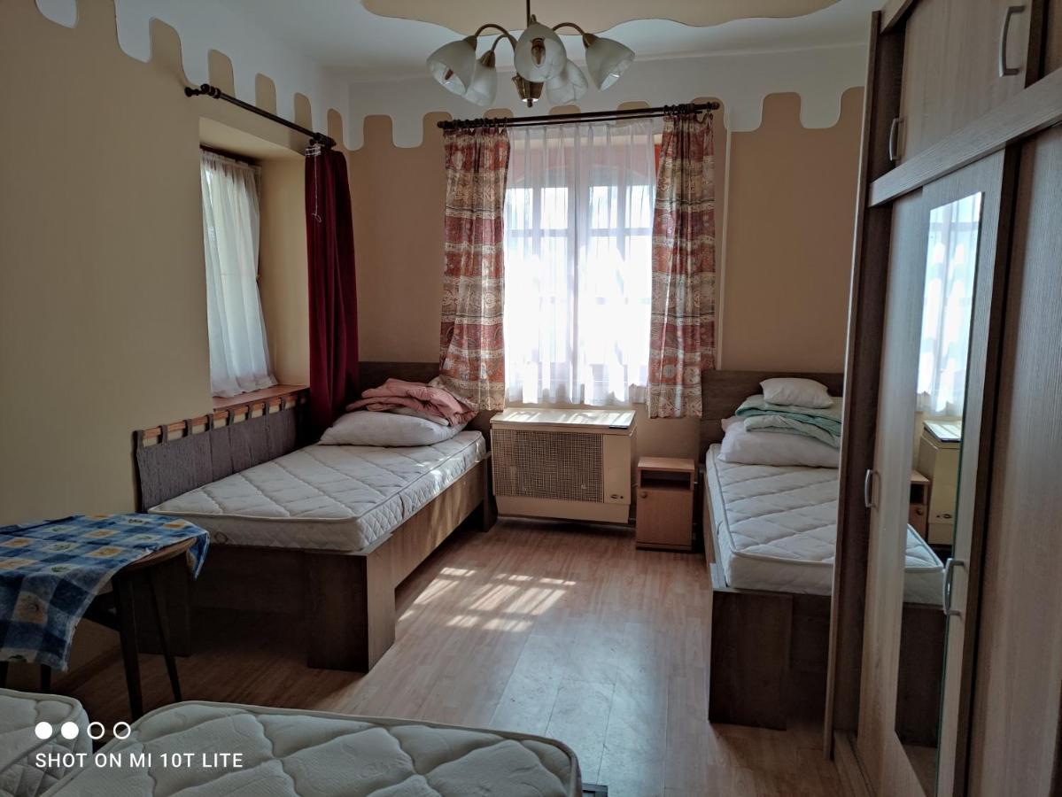 Rákóczi Vendégház Poroszlo Exterior foto