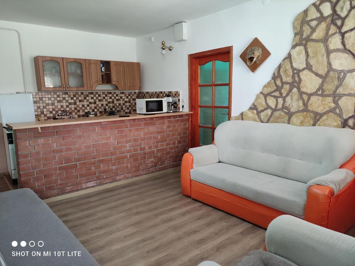 Rákóczi Vendégház Poroszlo Exterior foto