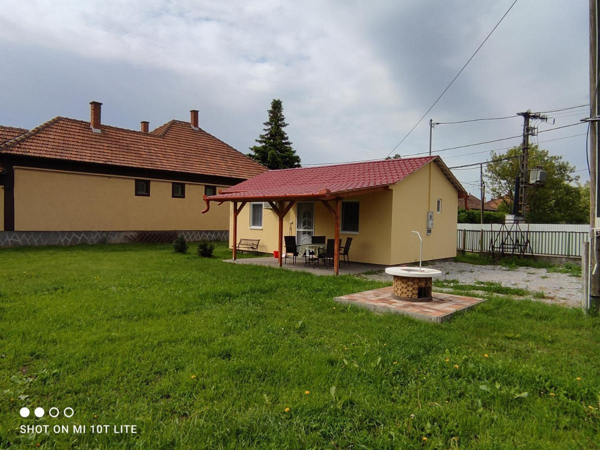 Rákóczi Vendégház Poroszlo Exterior foto