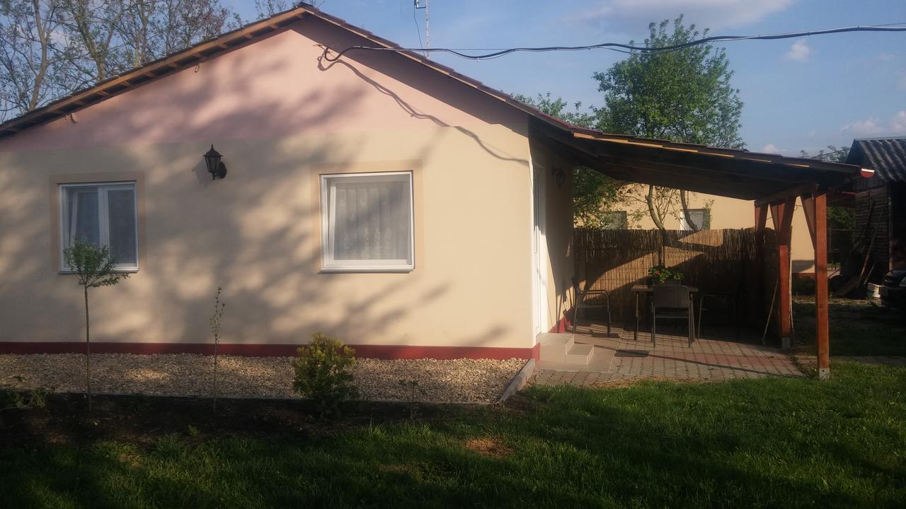 Rákóczi Vendégház Poroszlo Exterior foto